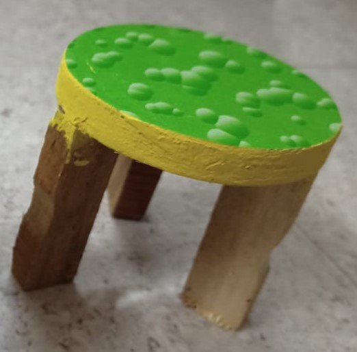 Wooden Pooja Round Stand – Handcrafted | Available in Green & Blue Designs - Image 3